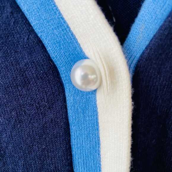 Talbots Size M Pearl Buttons Navy Blue Sweater size M - Picture 5 of 11